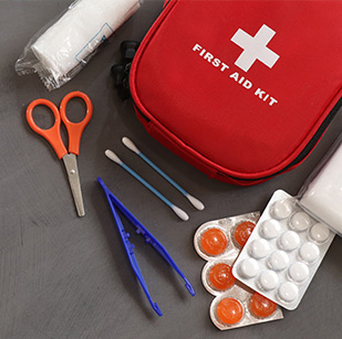 First Aid Labels